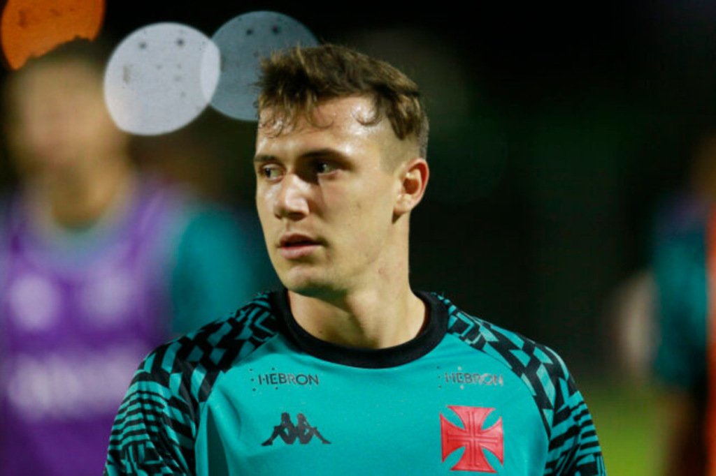 Lucas Piton pode ser negociado com a Turquia