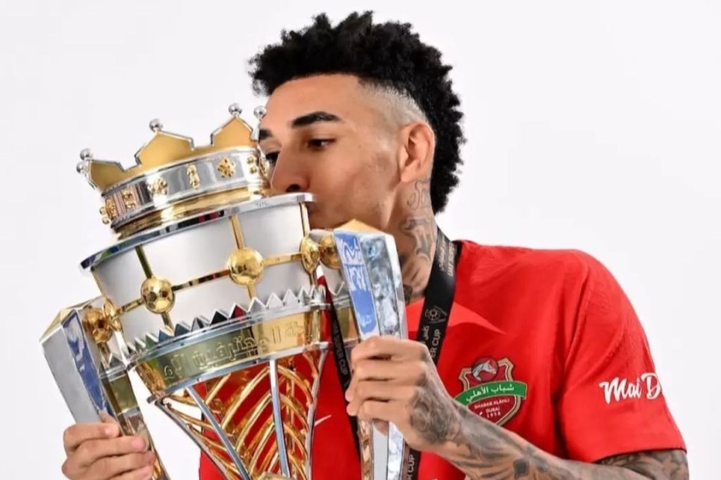 Igor Jesus, do Al Ahli, dos Emirados Árabes, será reforço do Botafogo a partir de julho de 2024