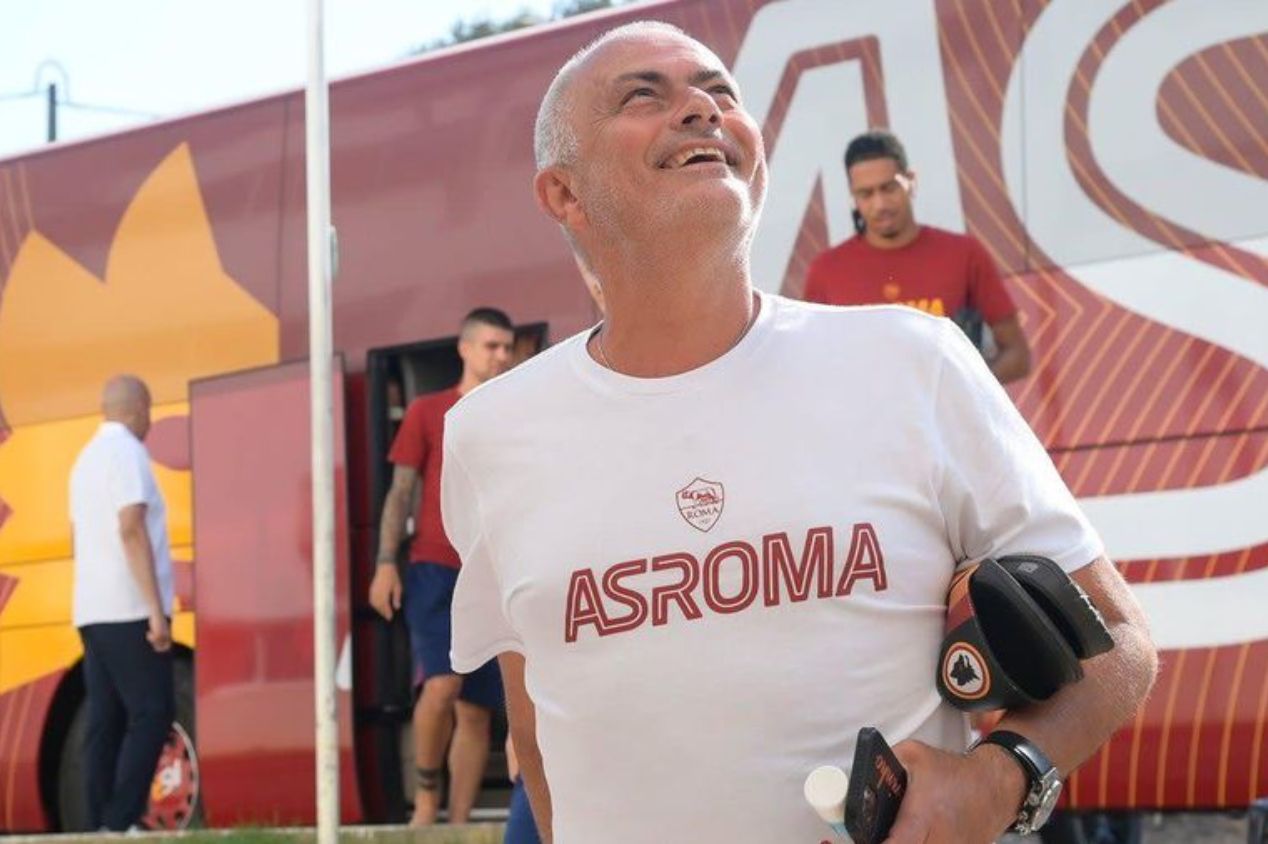 José Mourinho, ex-técnico da Roma, habita os sonhos do torcedor do Botafogo
