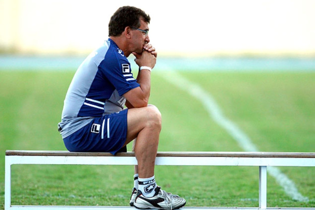 Estevam Soares comandou o Botafogo de 2009 a 2010