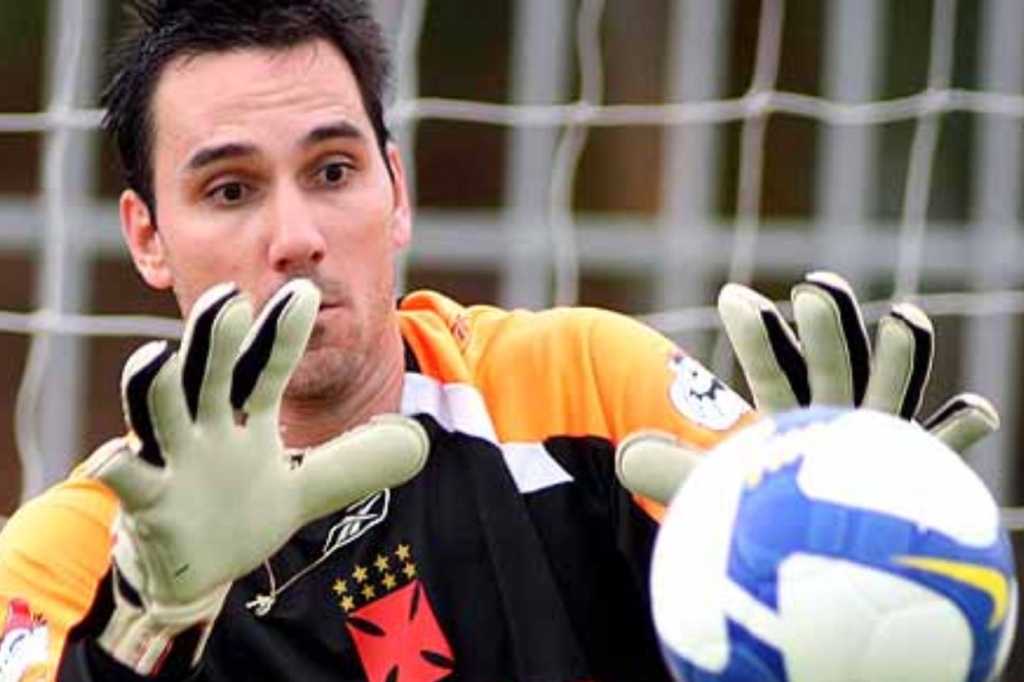 Roberto Volpato atuou pelo Vasco de 2005 a 2008