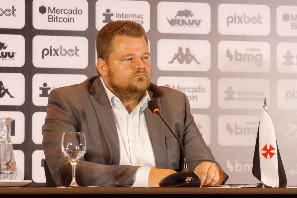 Lúcio Barbosa, CEO do Vasco, busca a contratação de um diretor executivo para o lugar de Alexandre Mattos