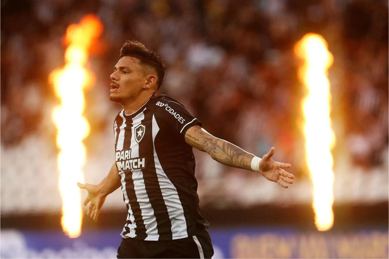 Botafogo enfrenta o Atlético-GO