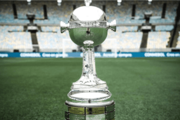 Fortaleza quase lá, clubes lutam por vaga na Libertadores da América