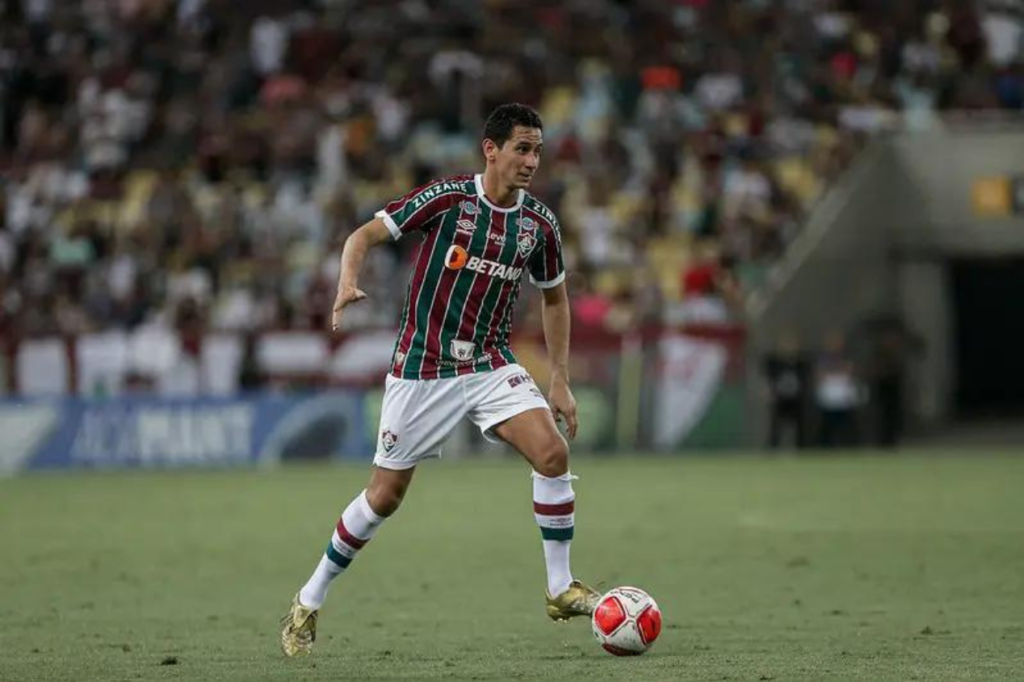Paulo Henrique Ganso está confirmado na escalação do Fluminense