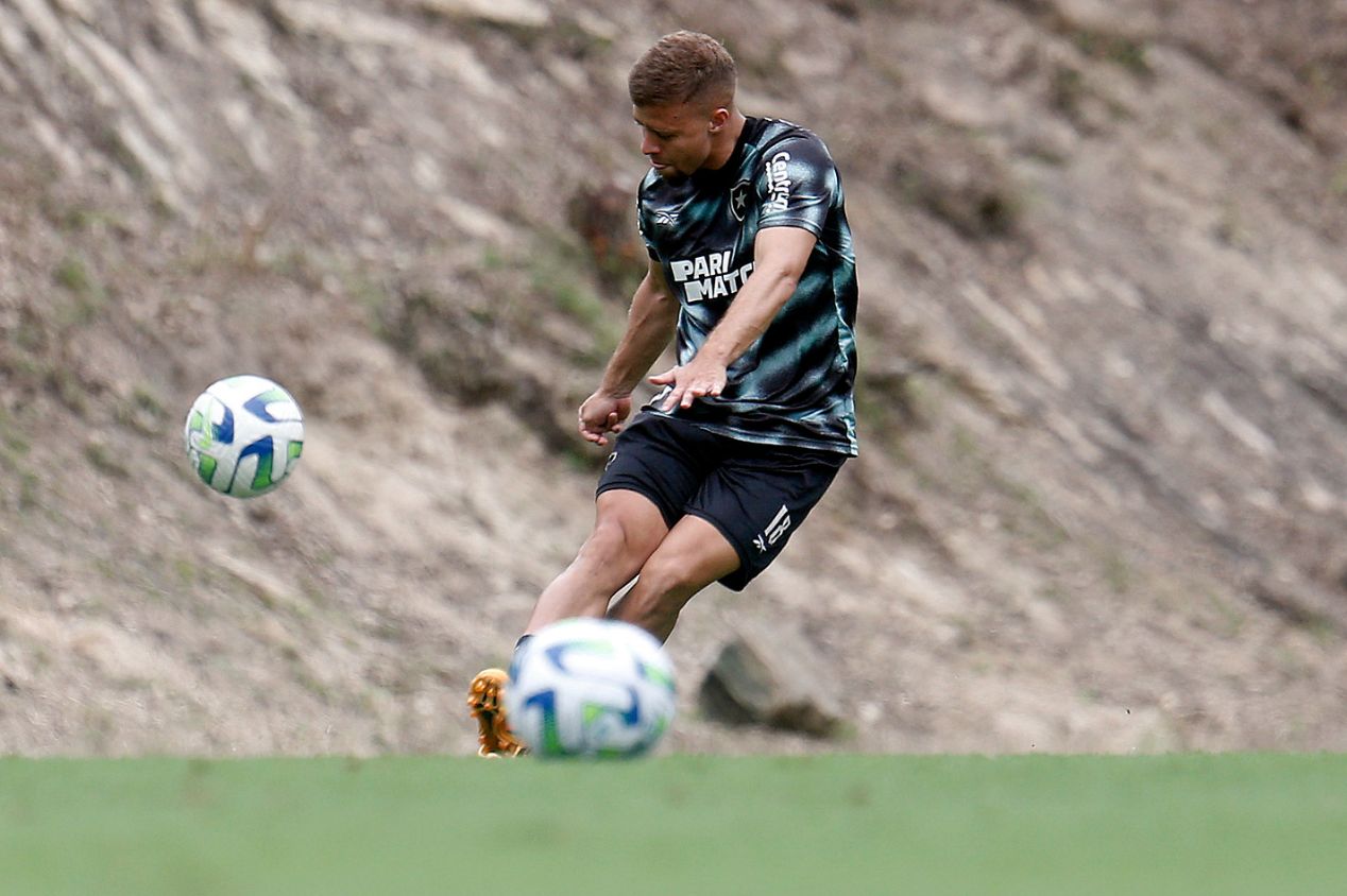 Lucas Fernandes não ficará no Botafogo em 2024