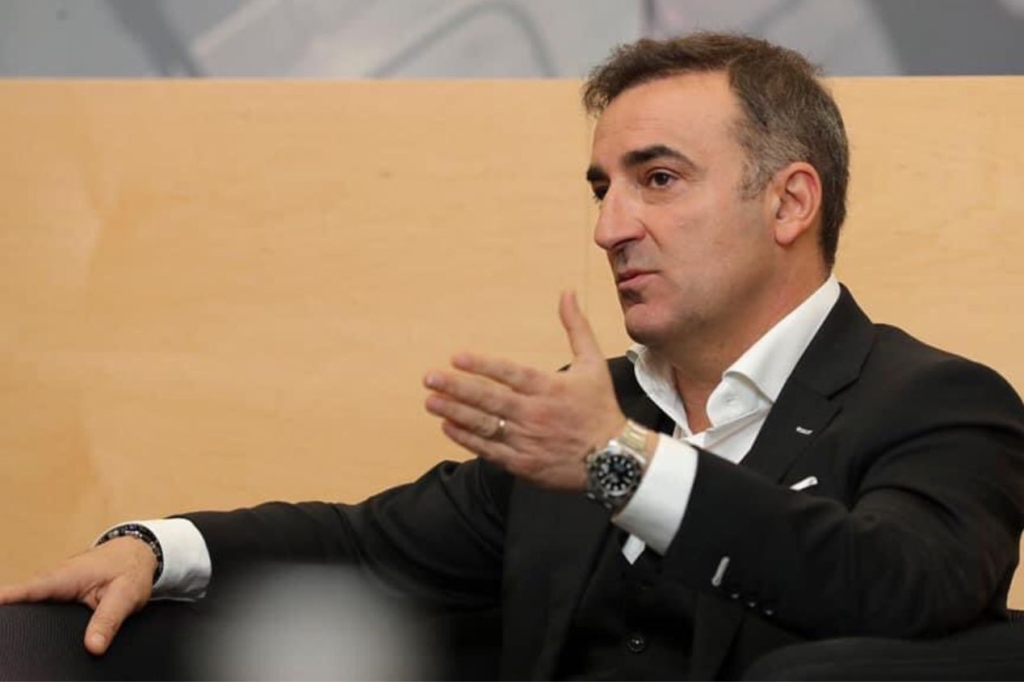 Carlos Carvalhal está cotado no Atlético-MG para o lugar de Luiz Felipe Scolari