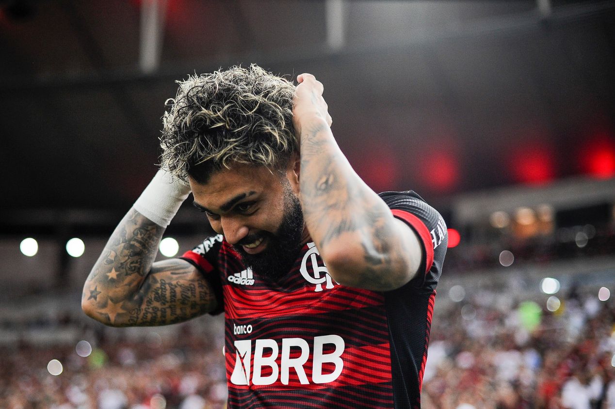 Gabriel Barbosa tem futuro indefinido no Flamengo