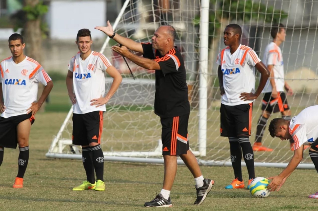 Marcelo Buarque foi técnico das divisões de base do Flamengp