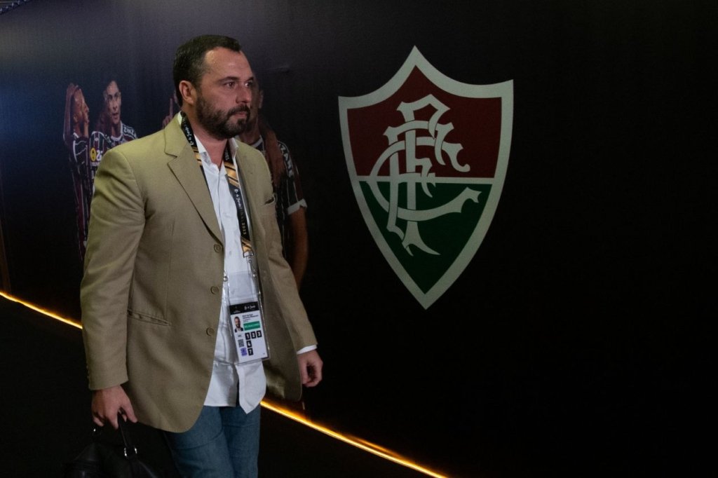 Fluminense busca novo técnico