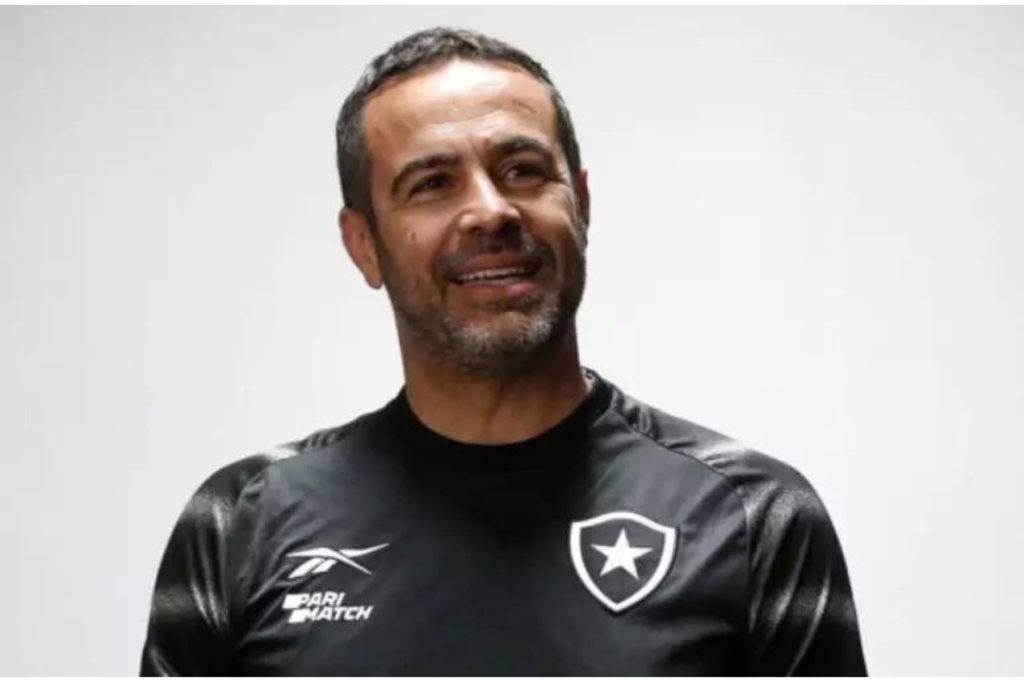Artur Jorge foi anunciado pelo Botafogo