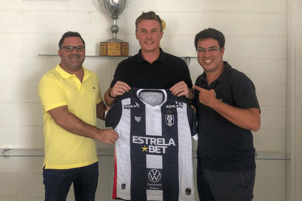 Rafael Gatti é o novo gerente de futebol do Resende.