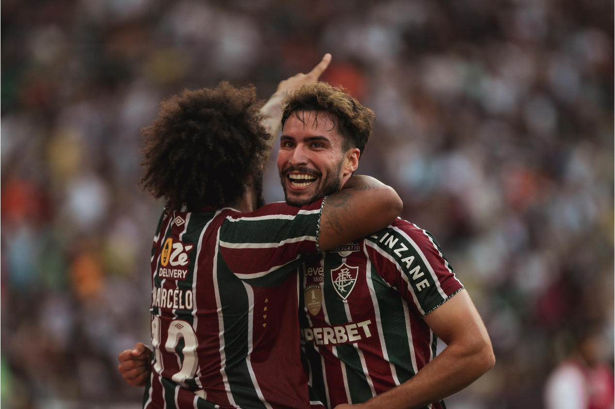 Fluminense vence o clássico