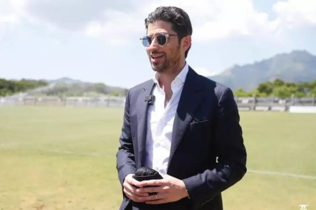 Josh Wander se reuniu com Pedrinho