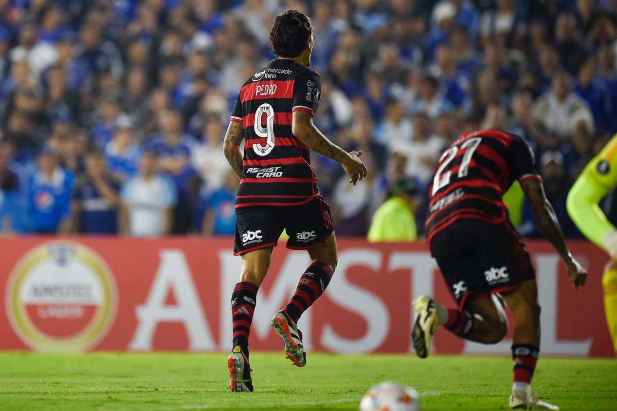 Pedro marcou o gol do Flamengo contra o Millonarios
