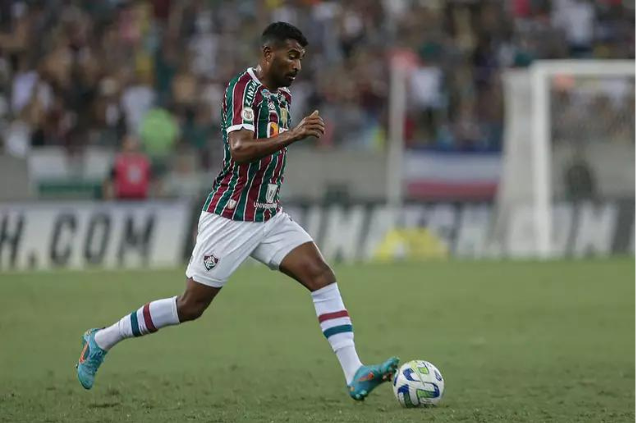 Thiago Santos está lesionado