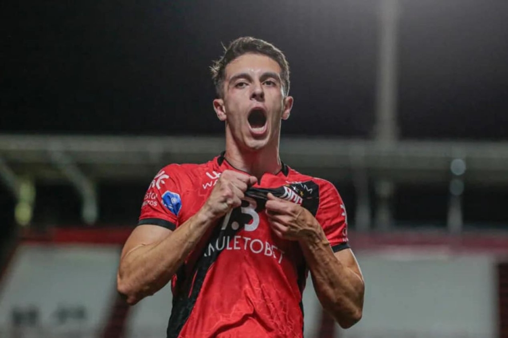 Shaylon, do Atlético-GO, entrou na mira do Vasco