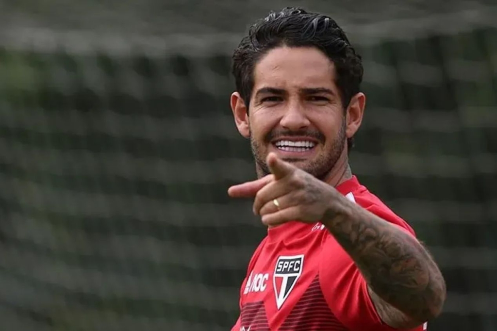 Alexandre Pato, ex-São Paulo, foi oferecido ao Vasco