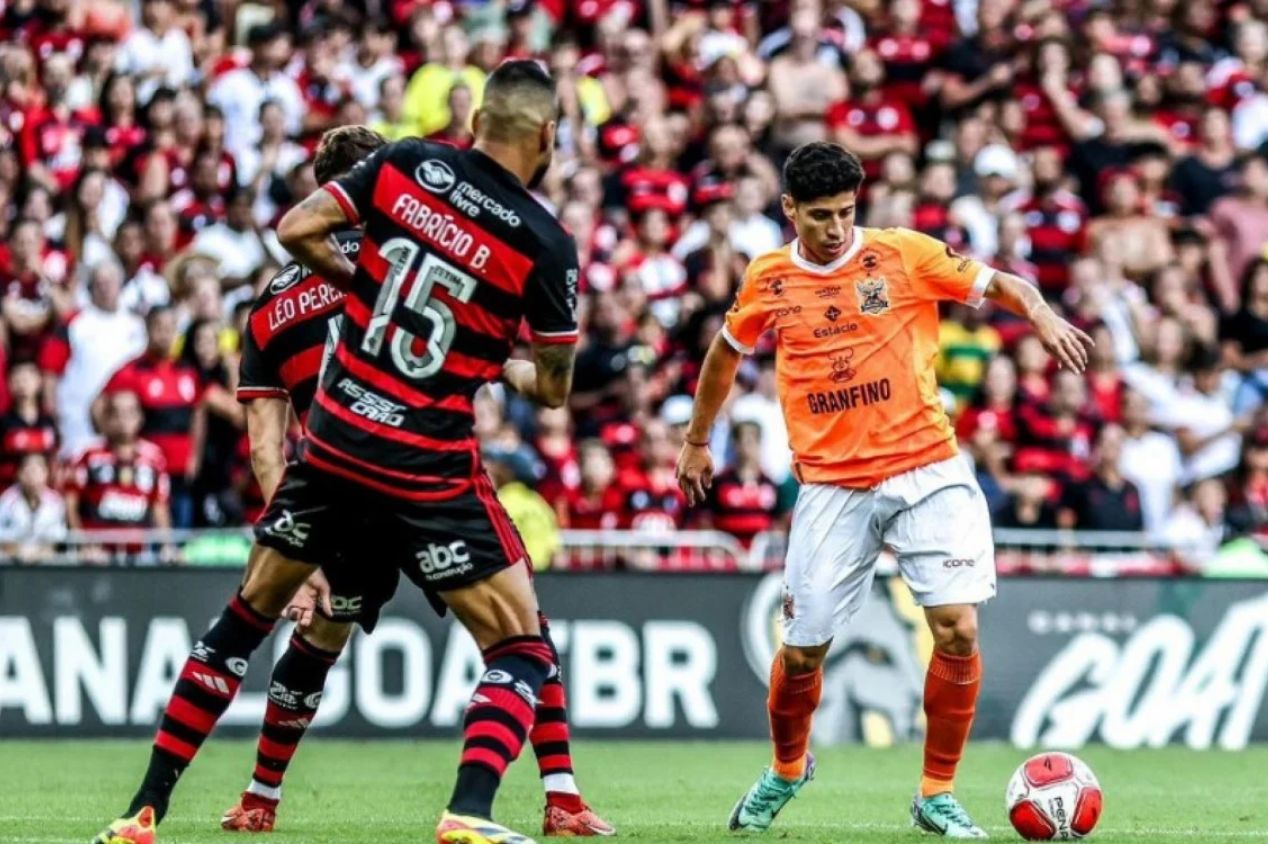 Yago Ferreira foi contratado pelo Coritiba por empréstimo junto ao Fluminense