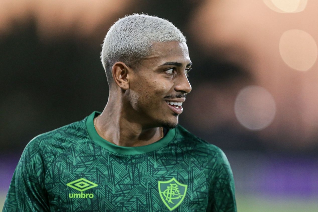 Fluminense: Saiba porque a diretoria não quer mais John Kennedy