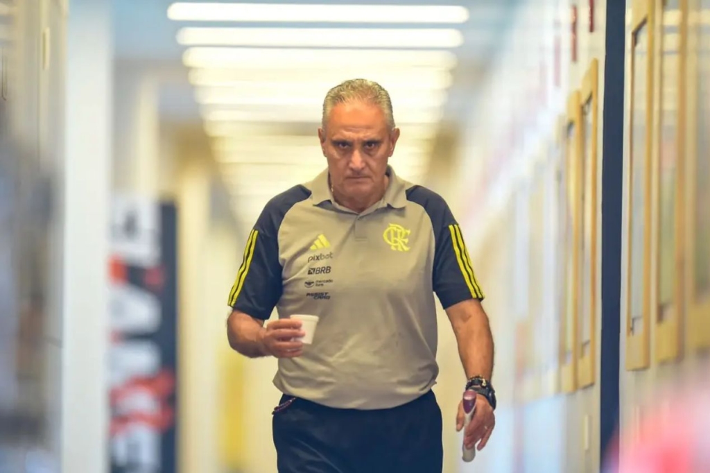 Tite poupa titulares e define time para jogo do Campeonato Brasileiro