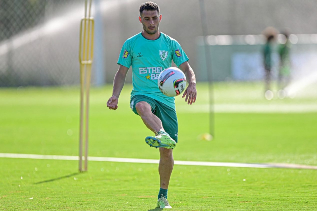 Emmanuel Martínez, do América-MG, estava na mira do Vasco