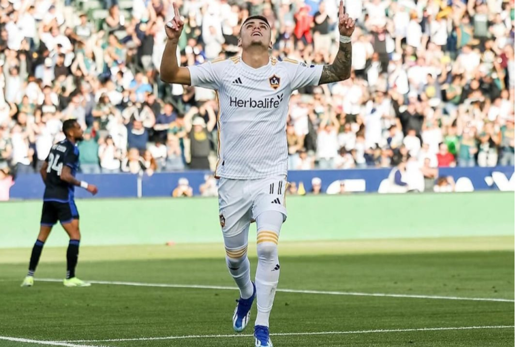 Gabriel Pec é destaque da MLS