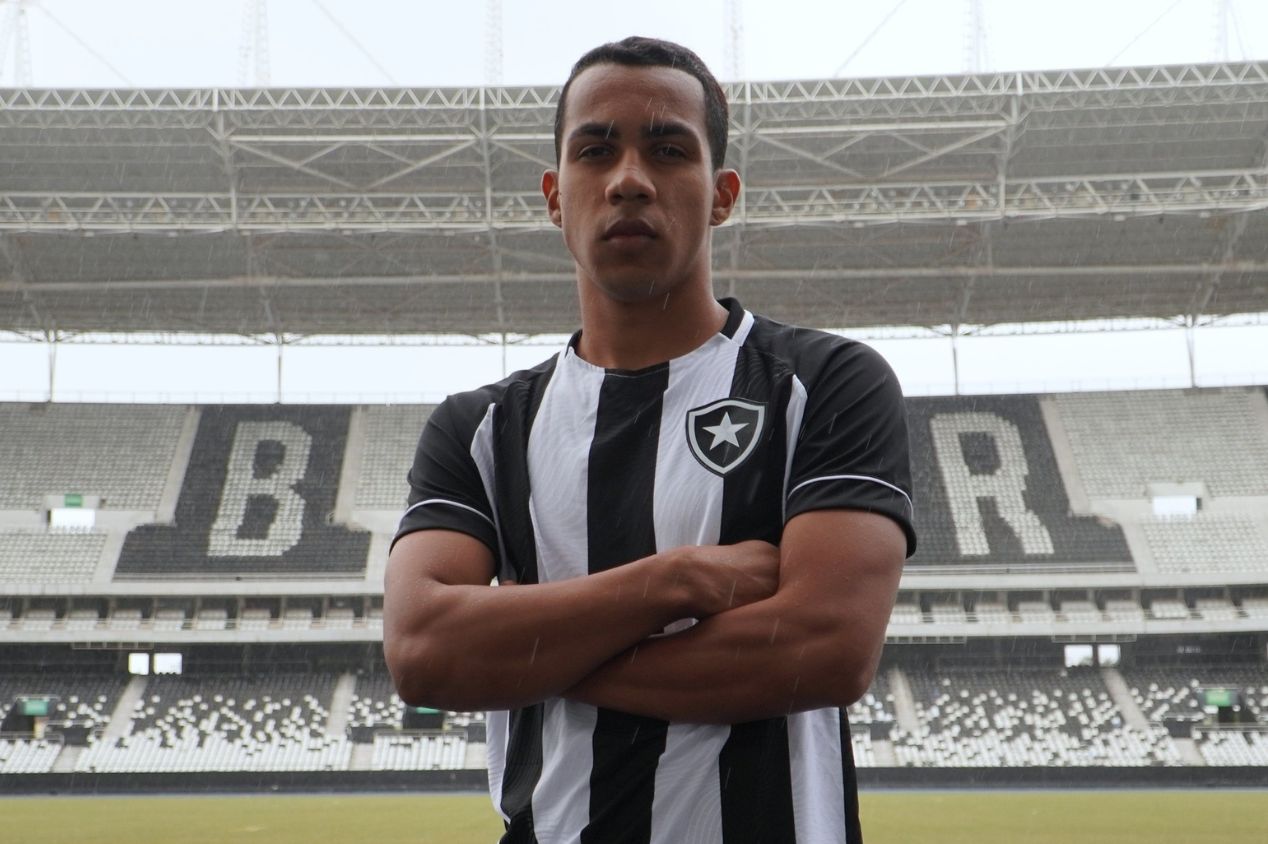 Botafogo libera, e Breno será emprestado ao São Bernardo
