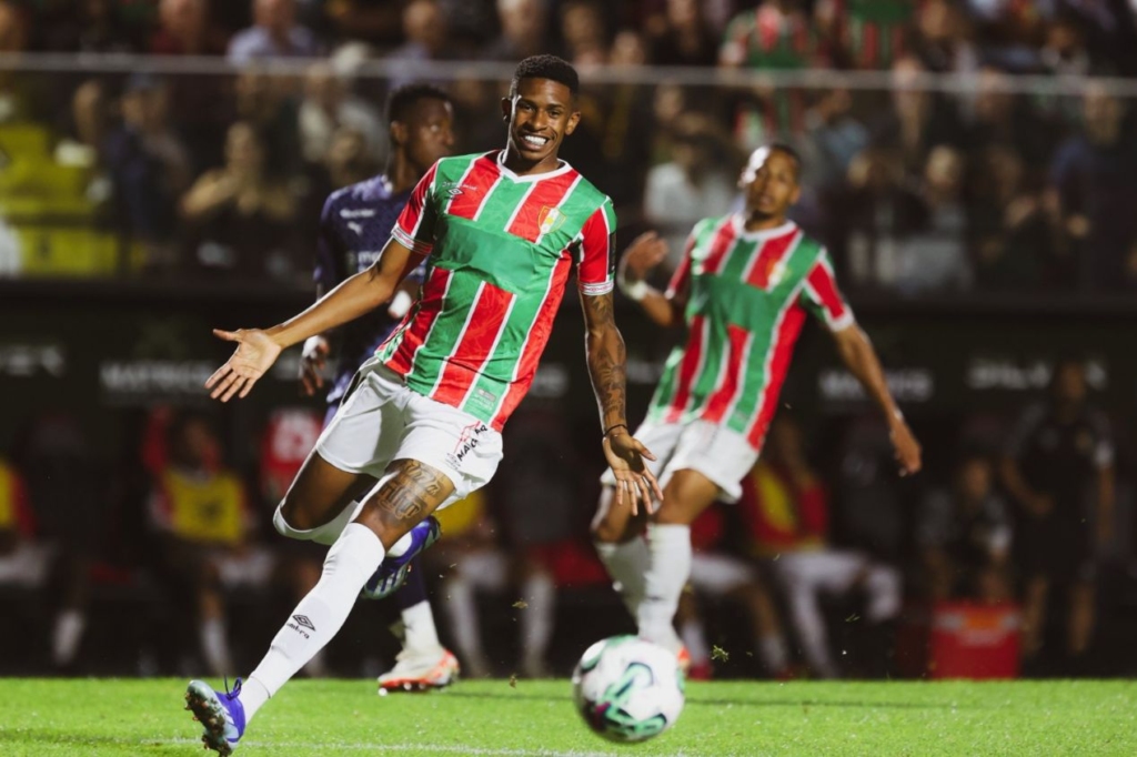 André Luiz, cria do Flamengo, cumpre meta que obriga clube português a comprar seus direitos econômicos