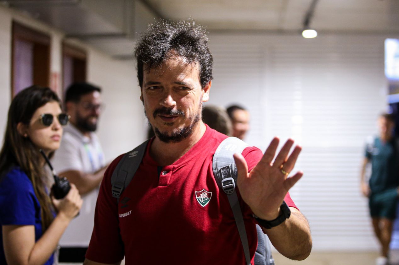 Fernando Diniz lamenta tropeço do Fluminense contra Atlético-MG: "Perdemos dois pontos"