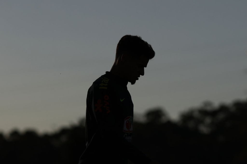 Philippe Coutinho tem contrato até junho de 2026 com o Aston Villa, da Inglaterra. Craque é o maior alvo do Vasco no mercado da bola