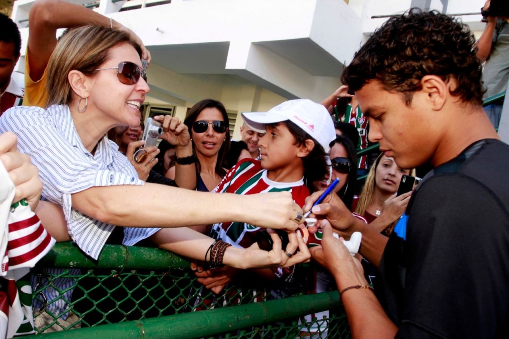 Thiago Silva mostra felicidade em retorno ao Fluminense: "Só penso em chegar"