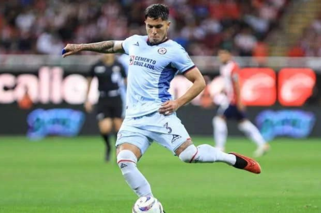 Carlos Salcedo entra na mira do Internacional