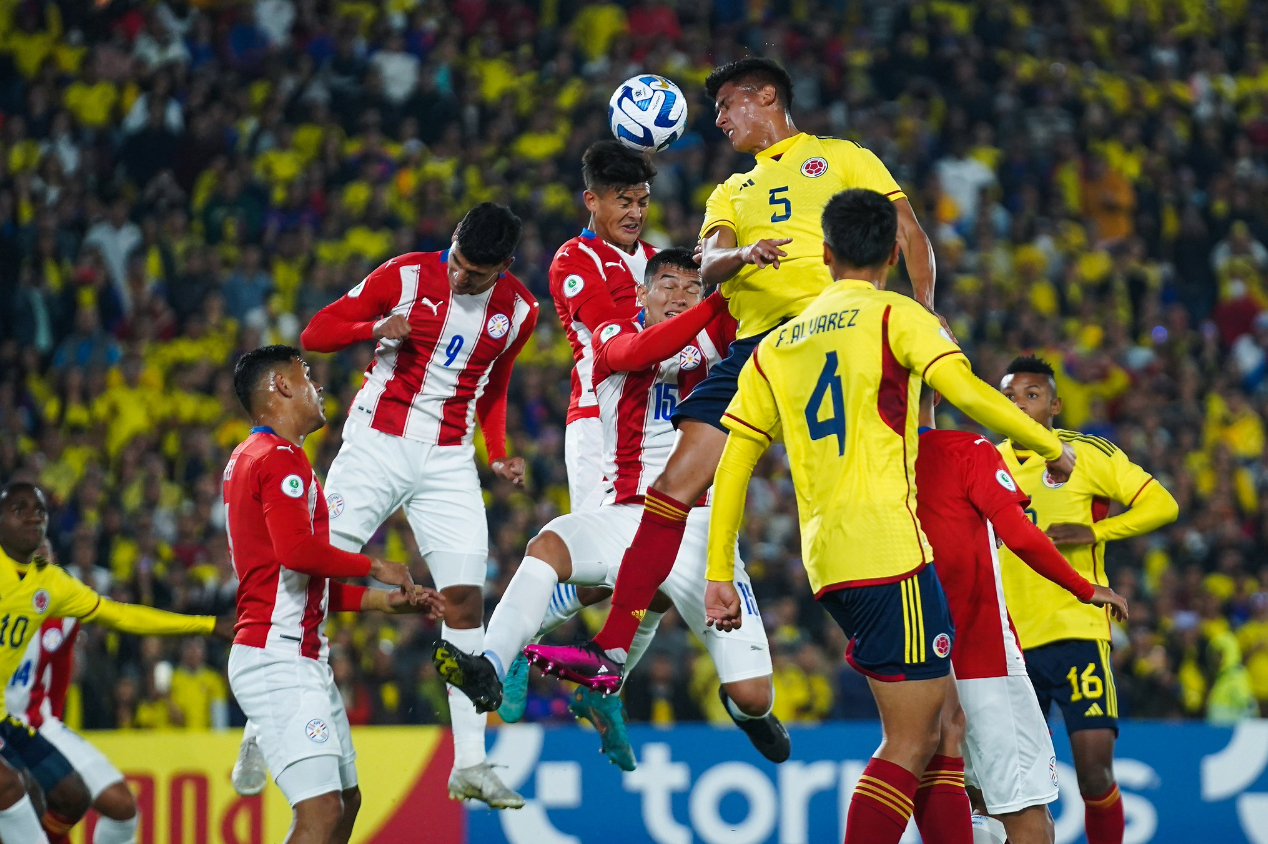 Jhon Arias é destaque da seleção colômbiana na Copa América