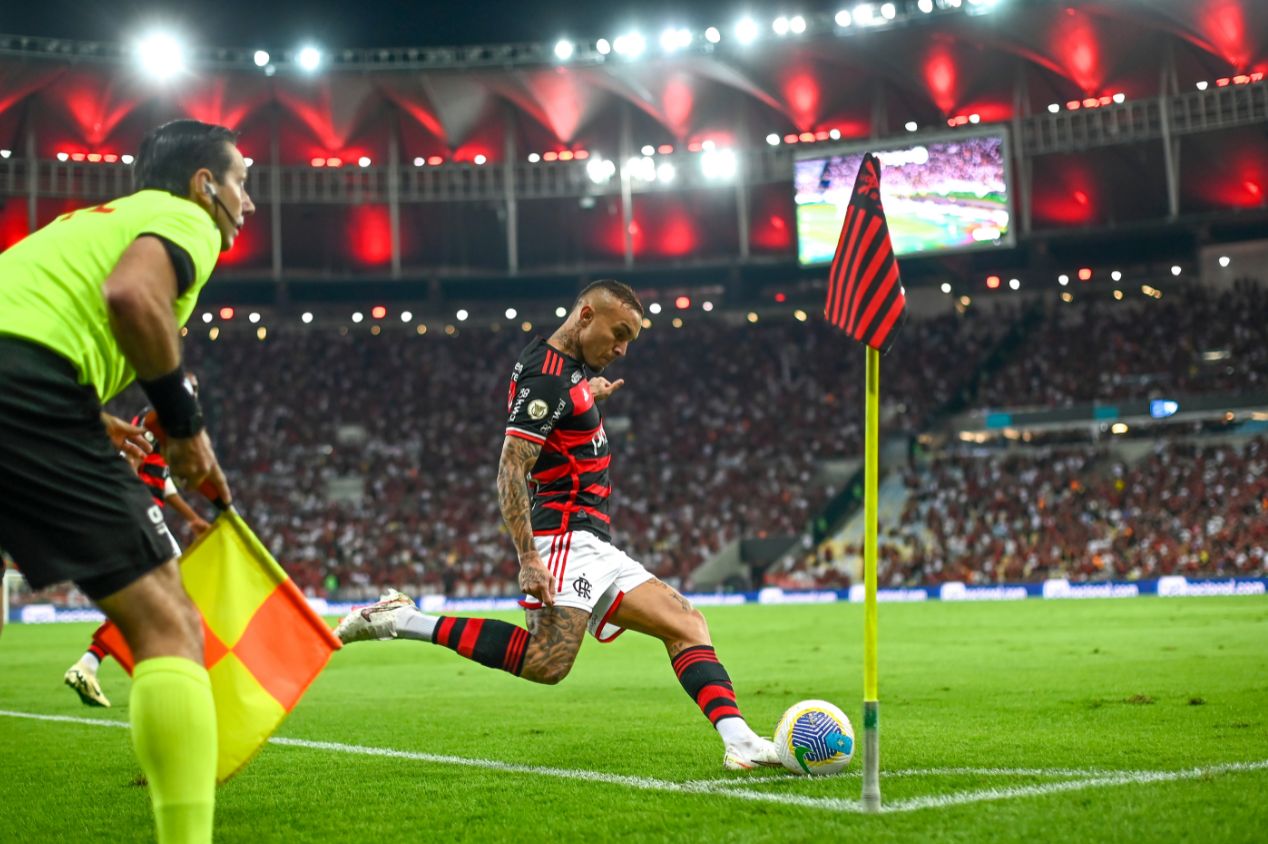 Flamengo: Entenda a lesão de Everton Cebolinha no quadril e por que o atacante não enfrenta o Fluminense