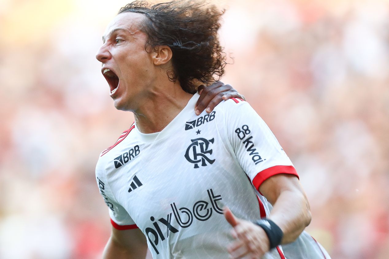 David Luiz vai renovar com o Flamengo? Saiba o que pensa a diretoria sobre a situação do zagueiro