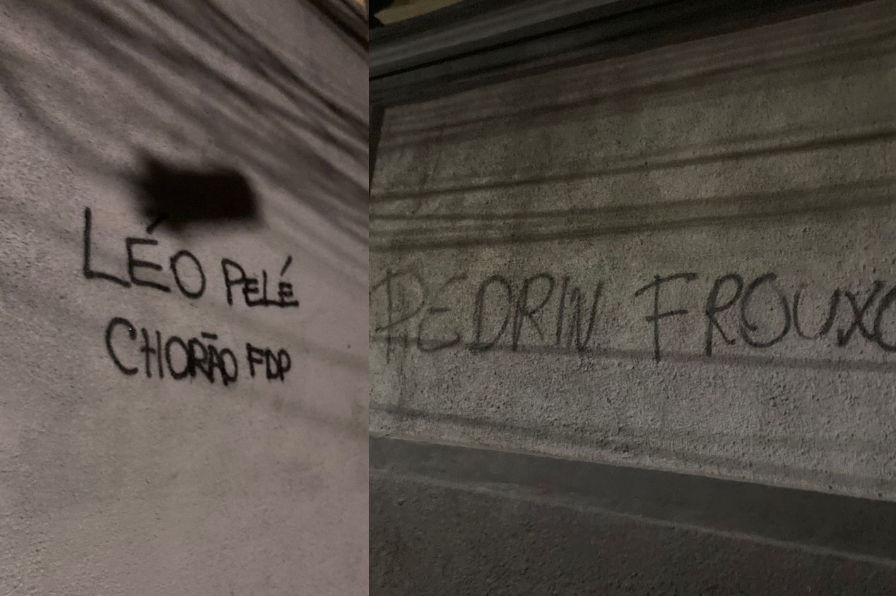 Muros de São Januário, estádio do Vasco, amanhecem pichados com críticas a Pedrinho e Léo Pelé
