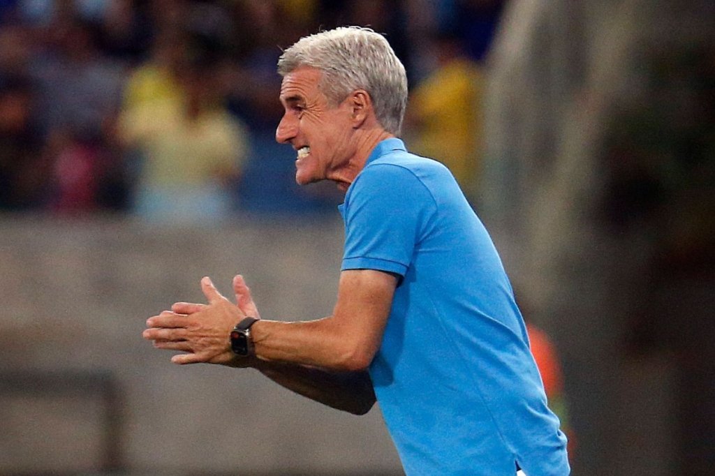 Luís Castro está perto no radar do Grêmio