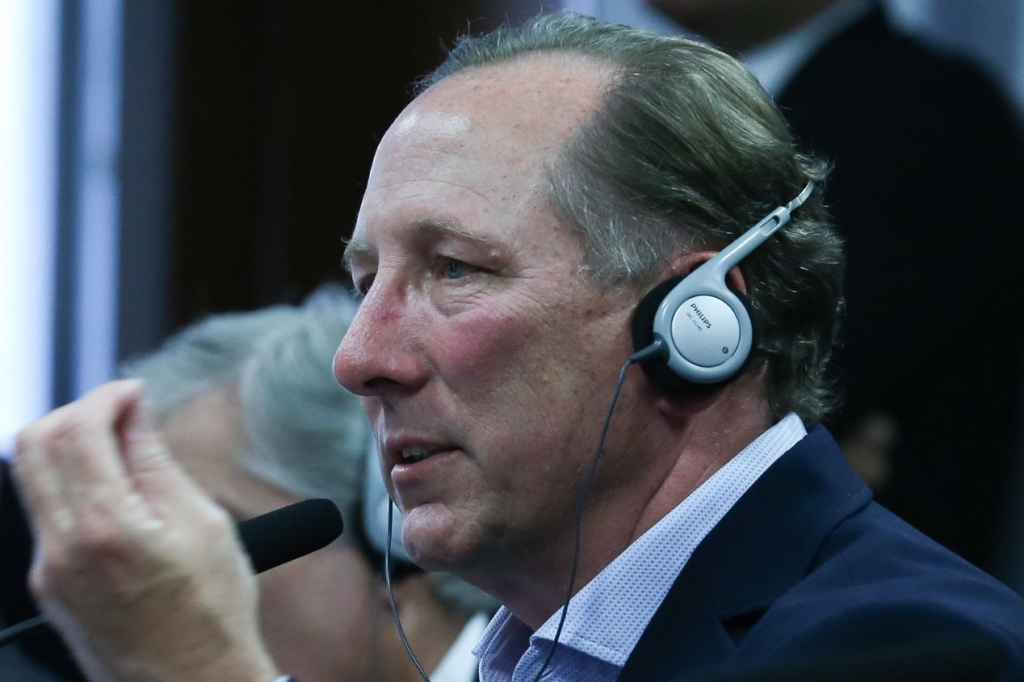 Botafogo: John Textor sonda situação de Philippe Coutinho, do Aston Villa