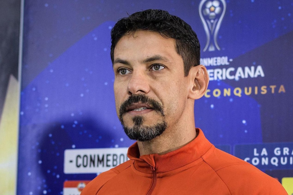 De Abel Ferreira a Artur Jorge: Moisés Moura revela referências e diz que estuda para ser técnico desde a passagem por Portugal