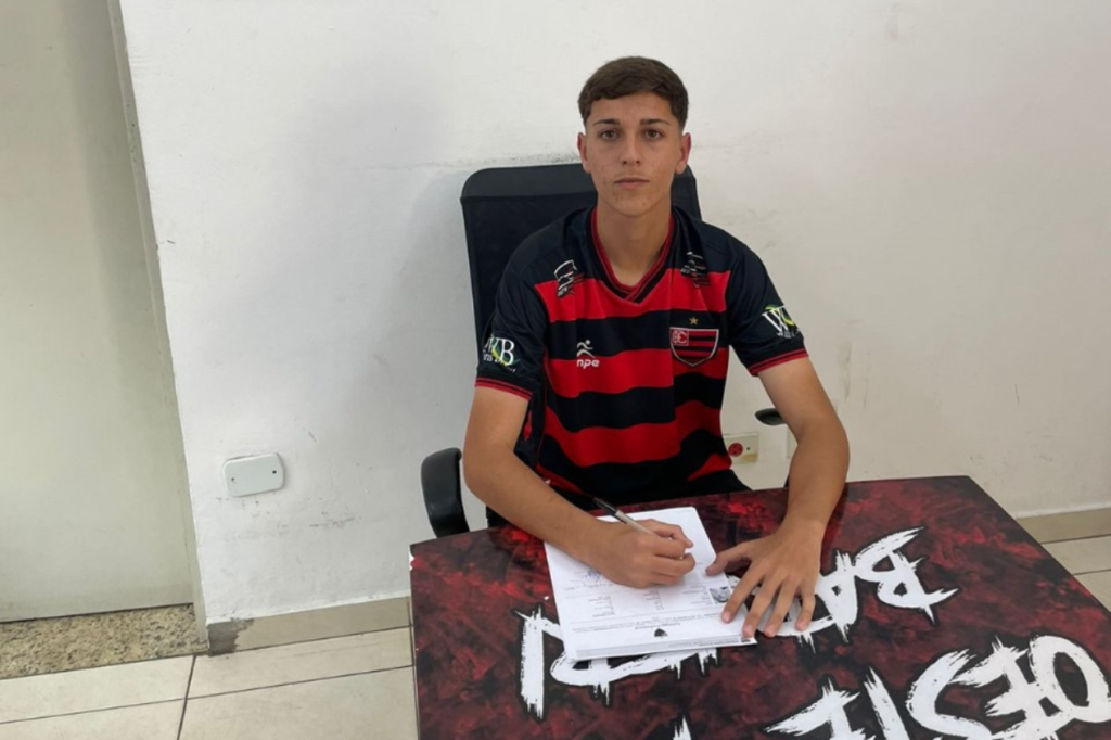 Oeste Barueri contrata João Vitor Cerezoli