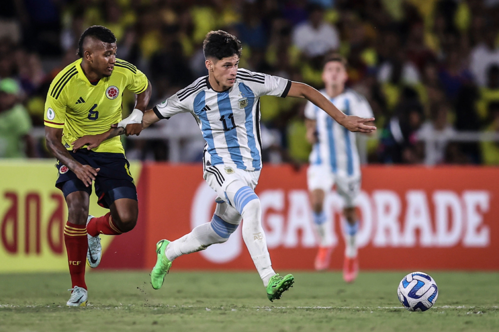 Argentina x Colômbia: onde assistir, escalações, desfalques, arbitragem e ODDS