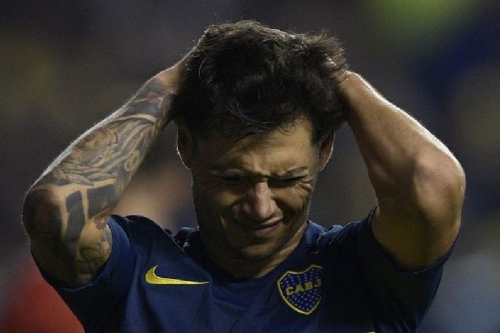 Sem clube, Mauro Zárate, ex-atacante do Boca Juniors, é oferecido ao Clube do Remo, mas não empolga