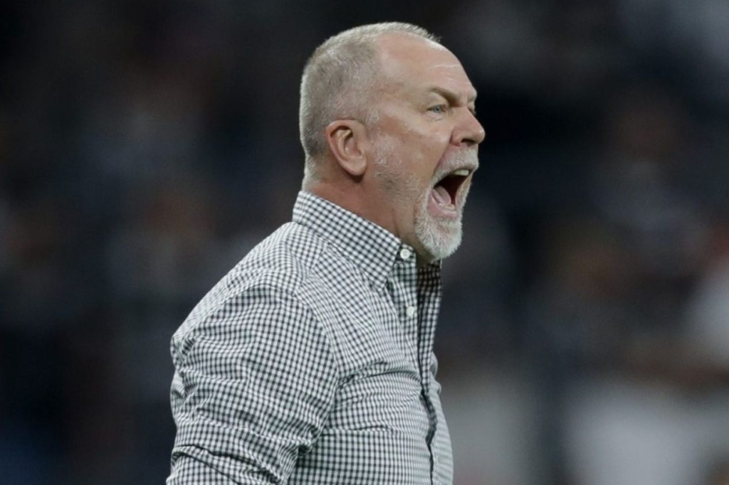 Como o Fluminense se planeja para evitar desmanche após chegada de Mano Menezes