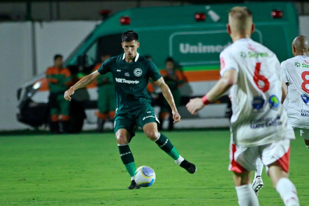 Martín Rea rescinde contrato com o Goiás e fica livre para assinar com clube colombiano