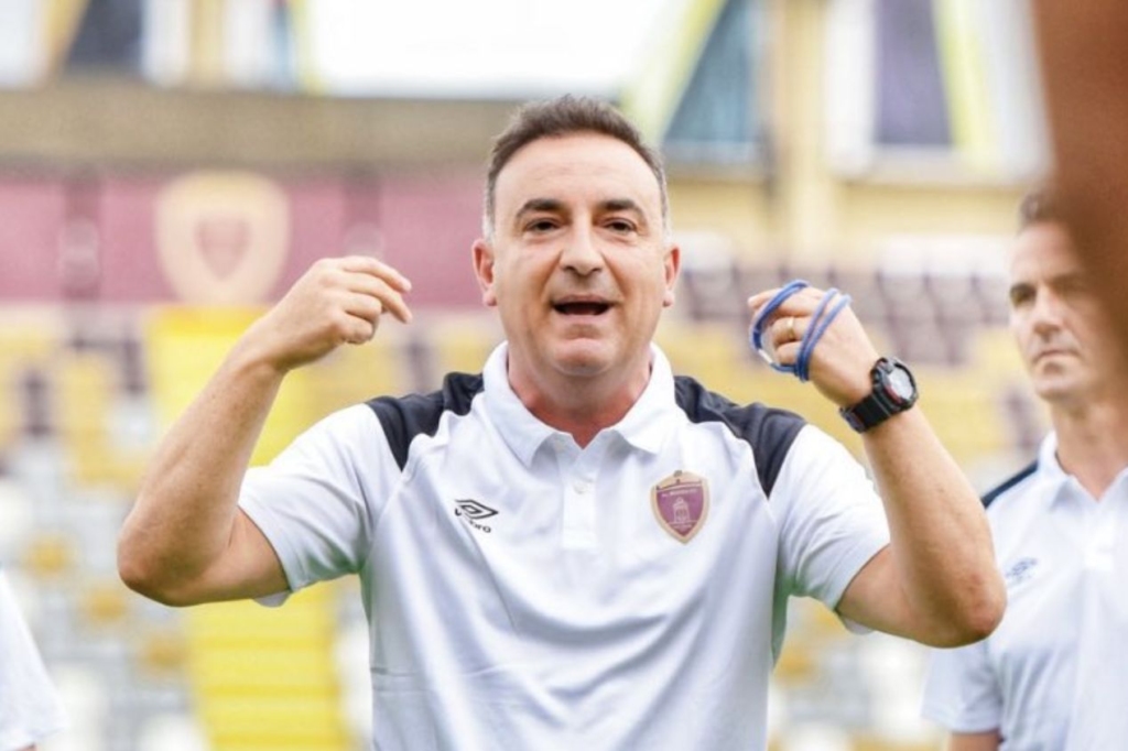 Especulado no Internacional, Carlos Carvalhal recusa proposta para comandar clube da Arábia Saudita