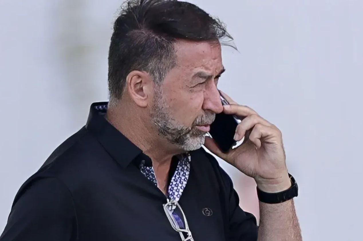Técnico argentino recusa convite do Corinthians