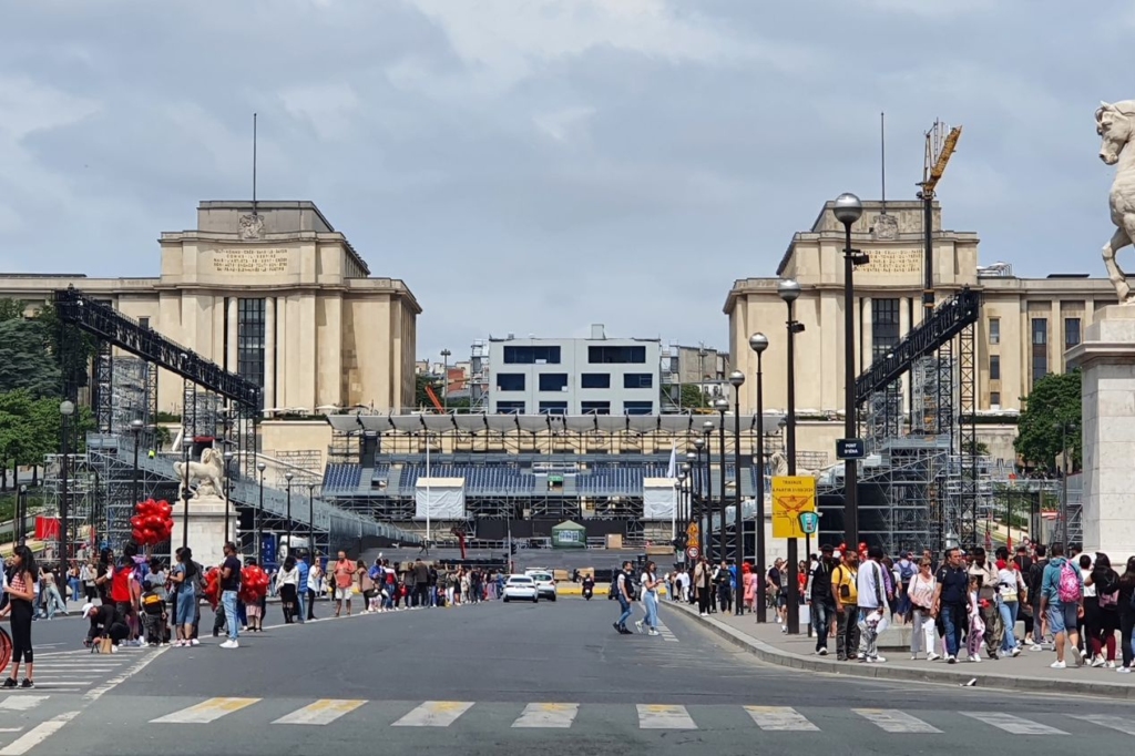 Bastidores: Paris ‘dá um tapa no visual’ antes da cerimônia de abertura dos Jogos Olímpicos