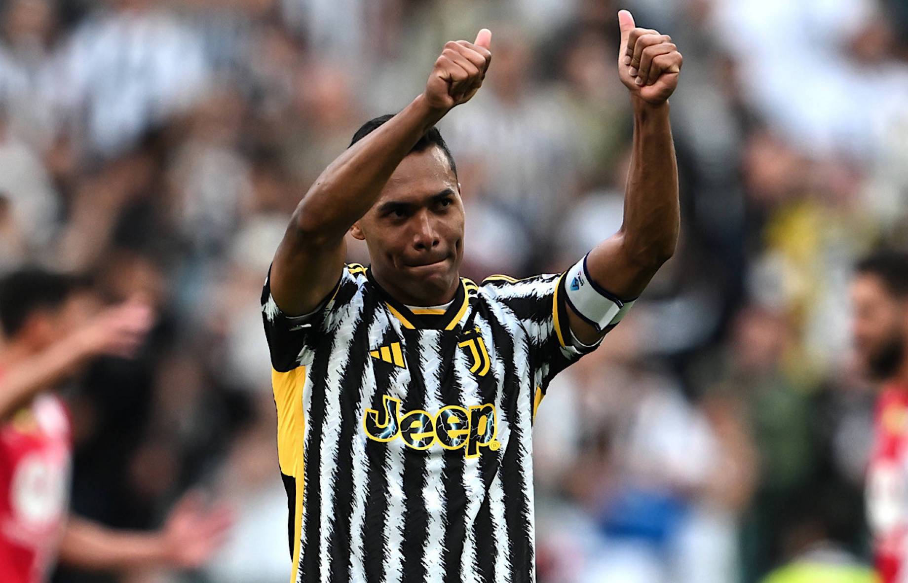 Alex Sandro teve trajetória vitoriosa no futebol europeu por Porto e Juventus