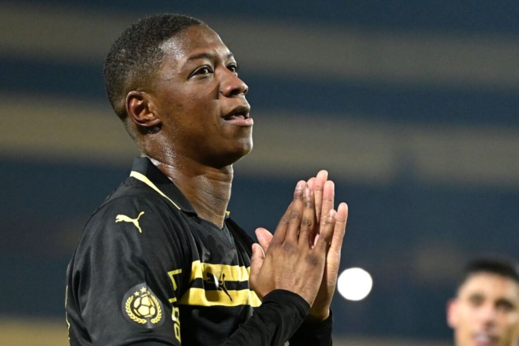 Matheus Babi foi emprestado ao Juventude